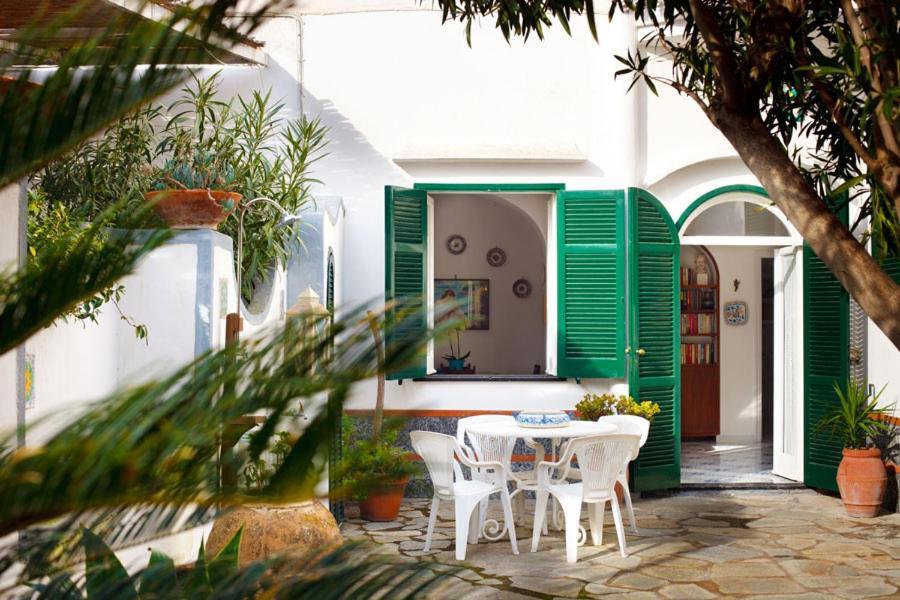Villa Le Terrazze Di 卡普里 外观 照片